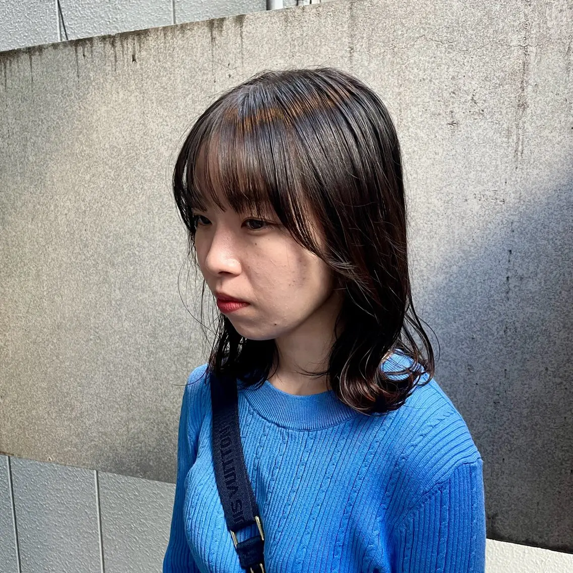 ミディアム カット ヘアカラー トリートメント レイヤー/透けカラー アレンジ/篠崎渚彩のヘアスタイル