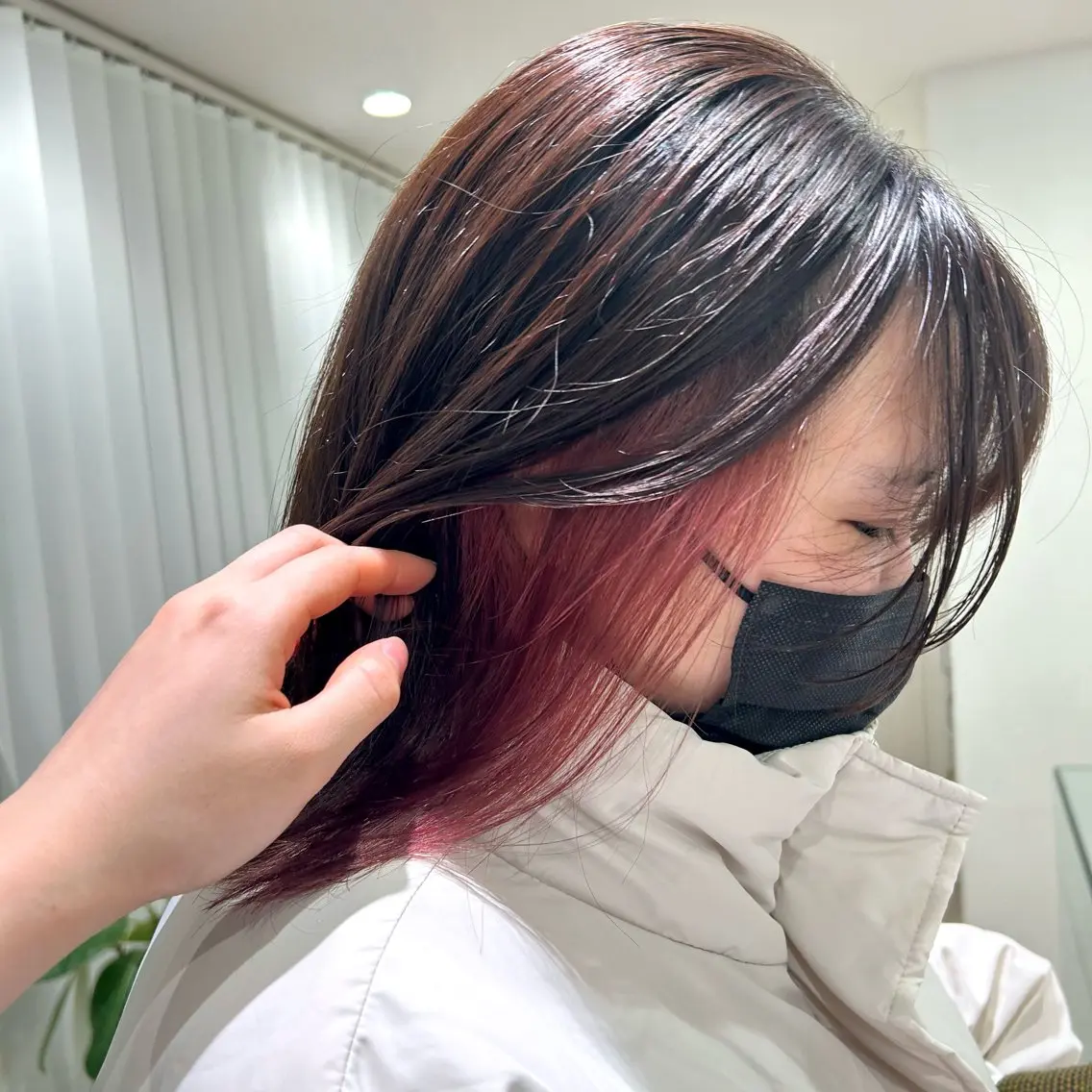 ミディアム カラー ブリーチ デザインカラー インナーカラー ピンクカラー ボブ/ベージュ /kazui🐈のヘアスタイル