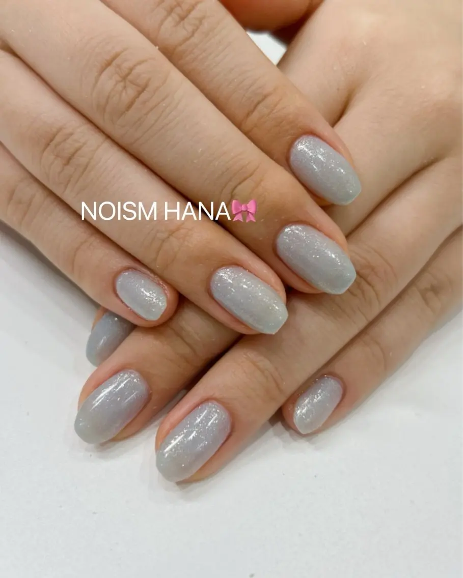 ネイル グラデーション キラキラネイル 韓国ネイル マグネットネイル ニュアンスネイル ハンドネイル 🎀大人nail /NOISMはな🎀のネイルデザイン