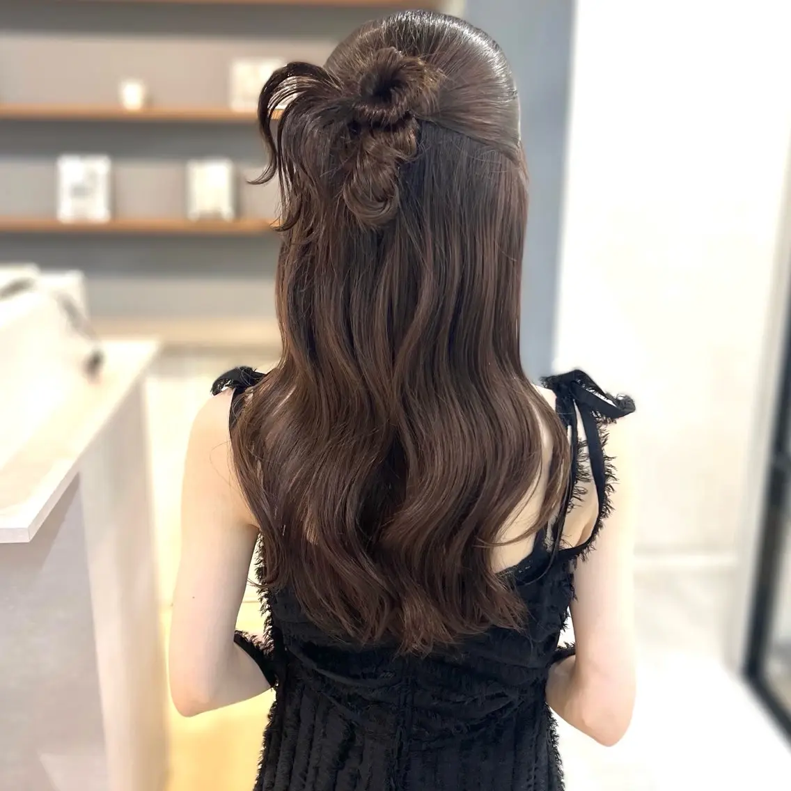 ロング ヘアアレンジ ハーフアップ ヘアセット 前川 朋香のヘアスタイル