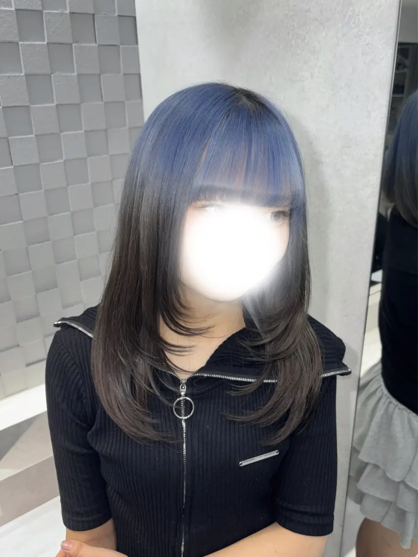 カラー XENA / sakuraのヘアスタイル