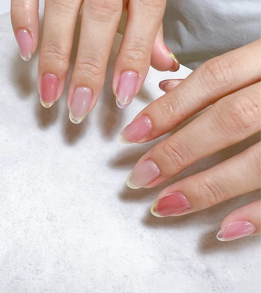 ネイル オーロラネイル ジェルネイル 韓国ネイル ミラーネイル ピンク ハンドネイル nail salon Lauleaのネイルデザイン
