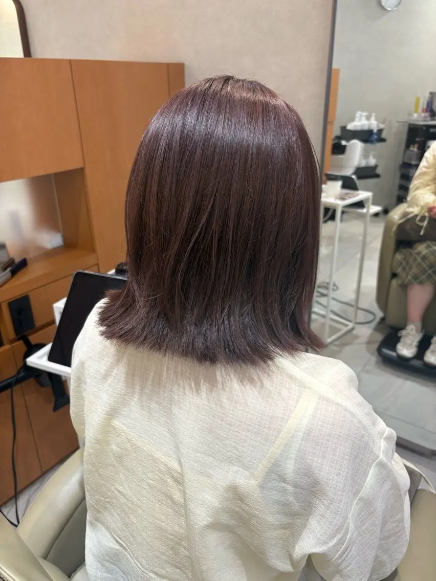 ミディアム カラー ブリーチ ラベンダーカラー ブリーチなしカラー カット ヘアカラー 外間 智恵のヘアスタイル