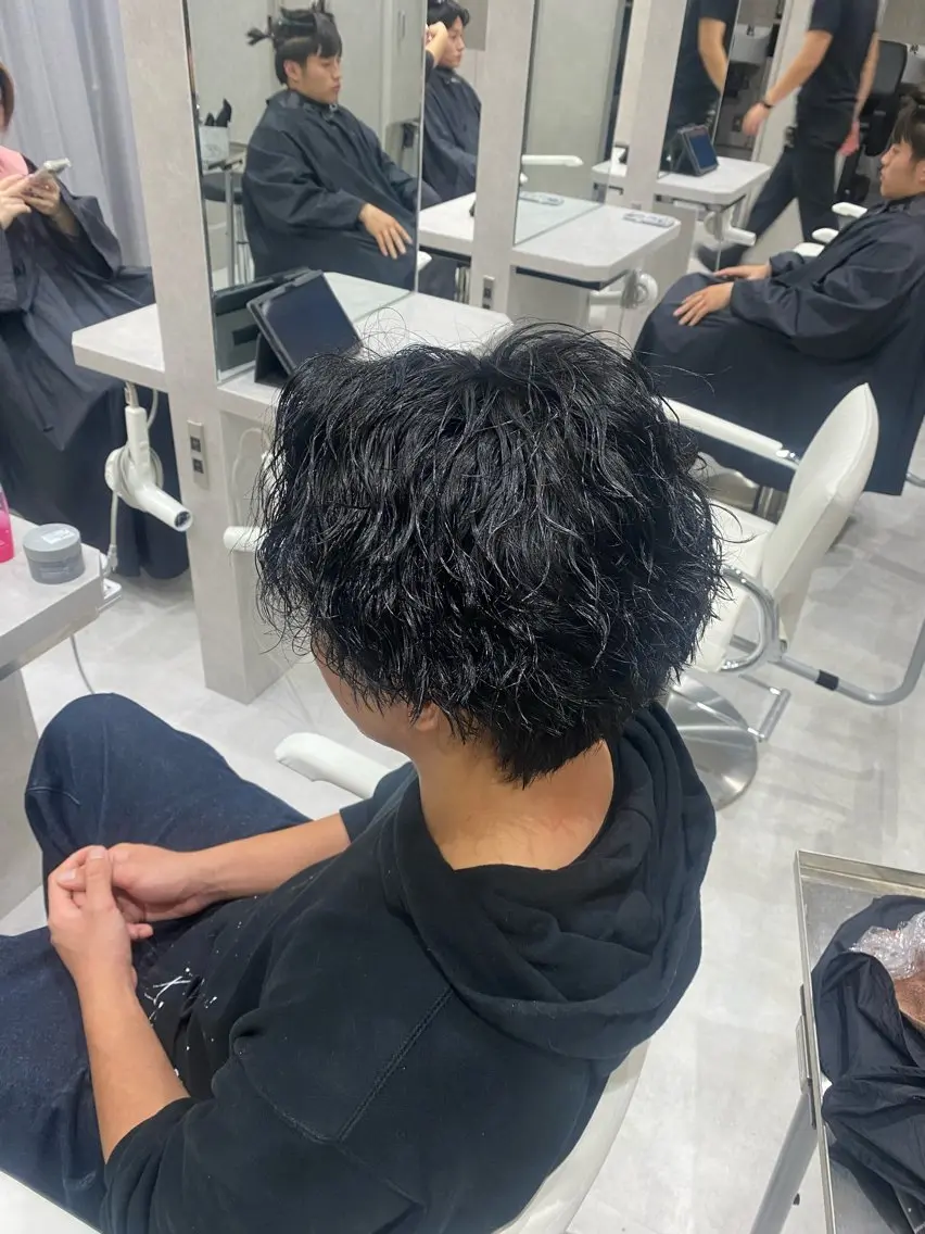 ショート パーマ メンズ カット パーマ ヘアセット 髪質改善/レイヤー 🫧山本勇輝🫧のヘアスタイル