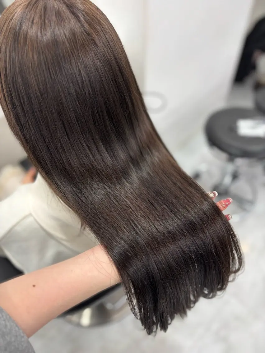 ロング ヘアカラー トリートメント ヘアセット 赤髪/ワインレッド/ 韓国系 まなかのヘアスタイル