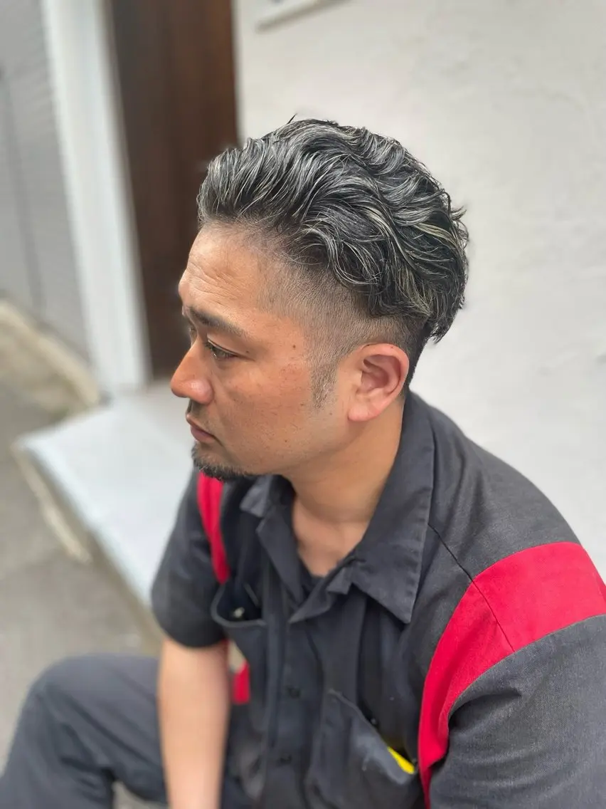 ショート カラー メンズ メンズハイライト メンズメッシュ ハイライトカラー メッシュ ハイライト ヘアカラー トリートメント ヘアセット 💈メンズパーマ &メッシュ南谷💈のヘアスタイル