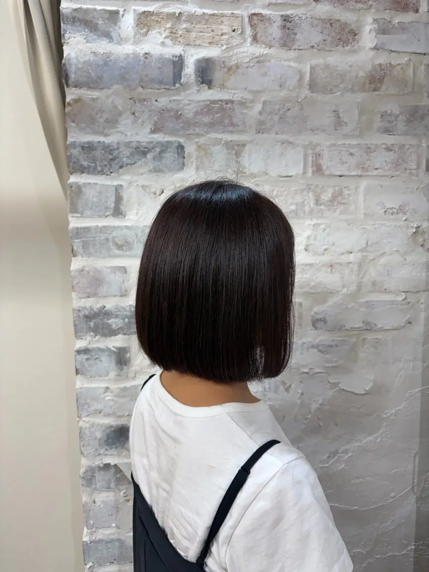 ショート カットモデル unaのヘアスタイル