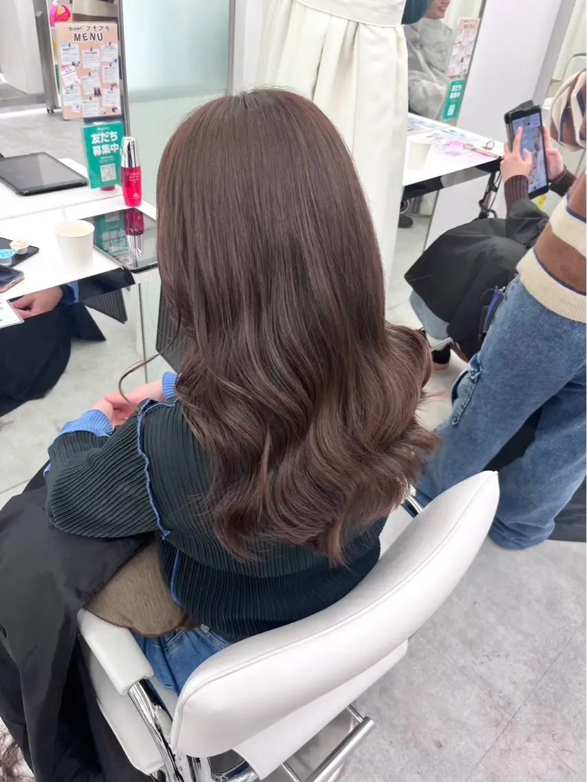 【当日限定メニュー】韓国風艶カラー＋外部補修オージュア1stトリートメントの写真
