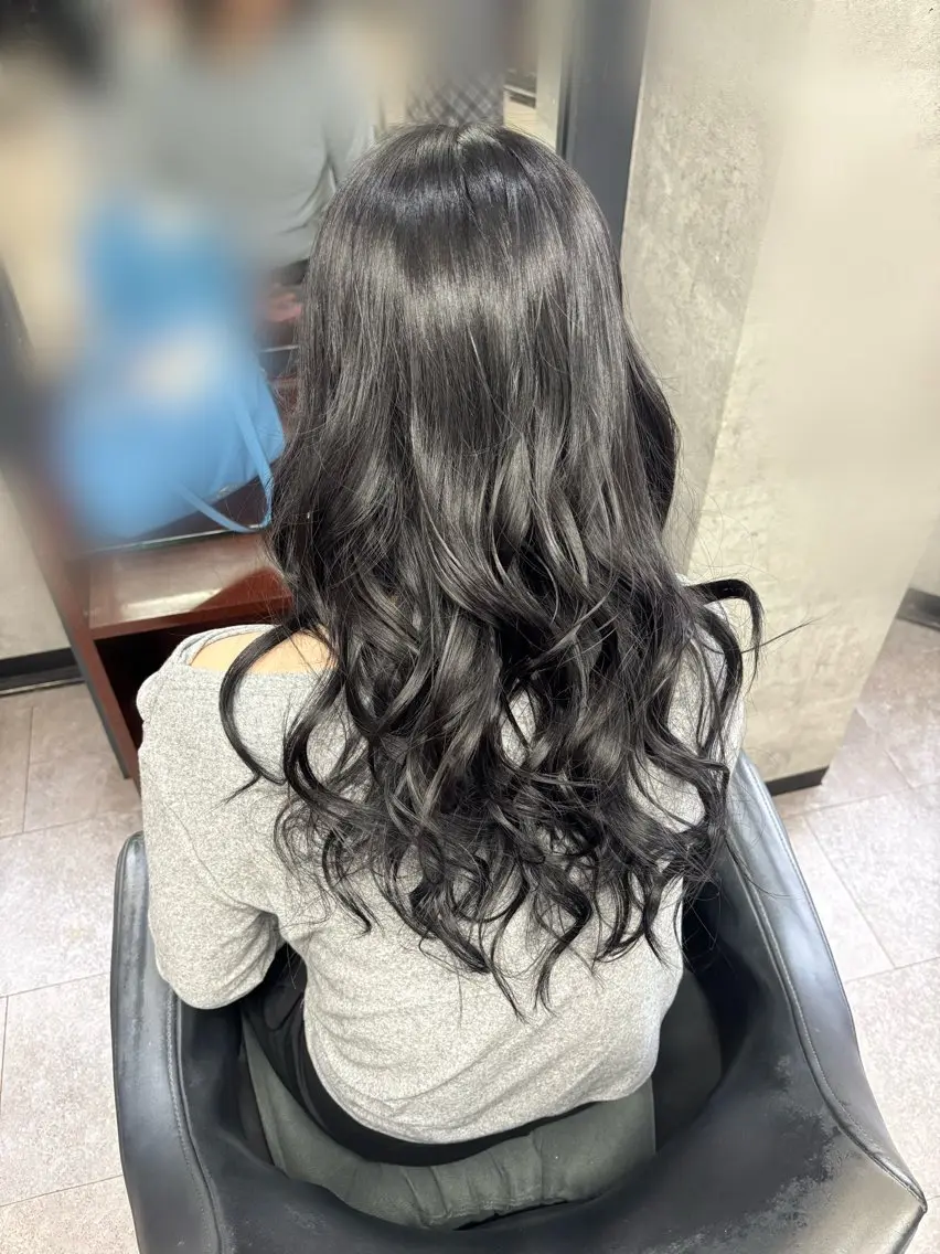 ロング カラー ヘアカラー OZ 梅田店／ ユウリのヘアスタイル