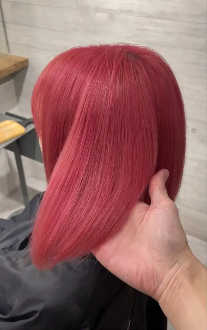 ショート カラー ブリーチ ピンクカラー 西川 賢一のヘアスタイル