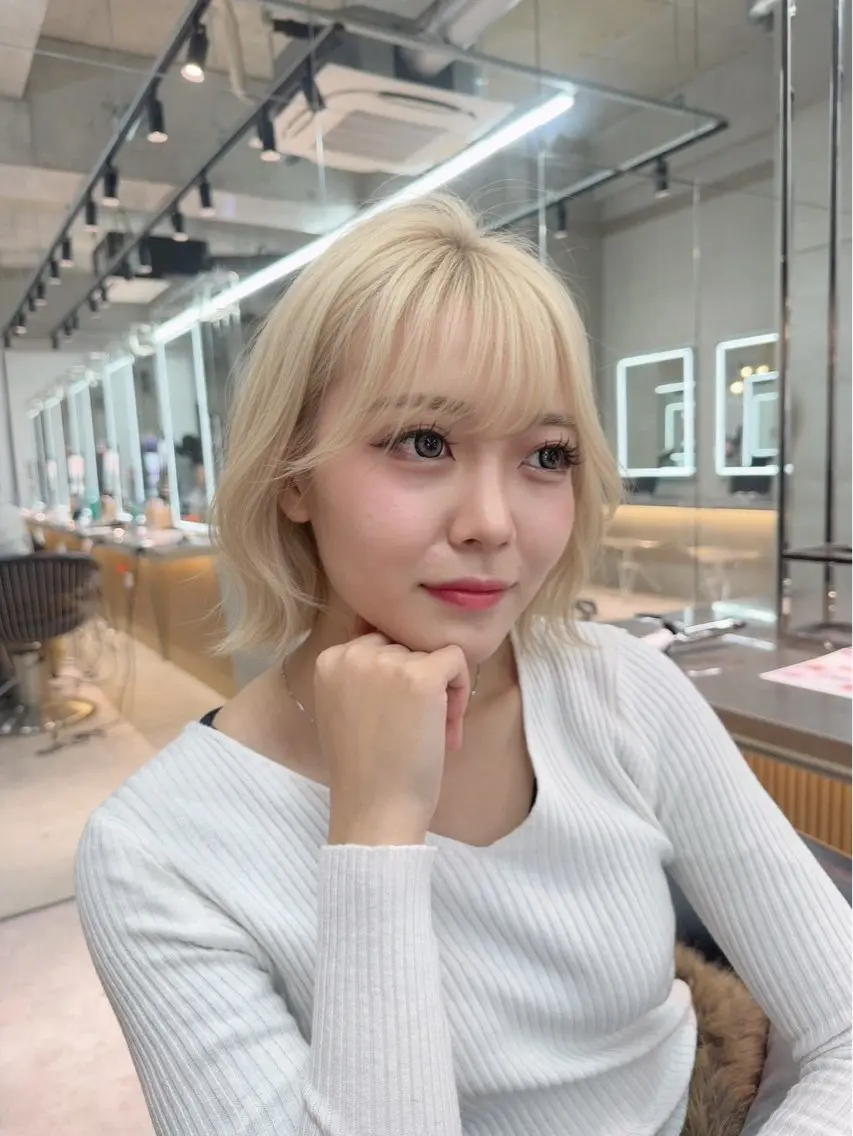 カラー ベージュカラー 透明感カラー ハイトーンカラー ミルクティーベージュ ヘアカラー トリートメント ヘッドスパ Rio /ハイトーン /艶カラーのヘアスタイル