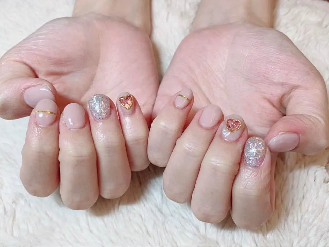 ネイル ハート ピンク pipi ..のネイルデザイン
