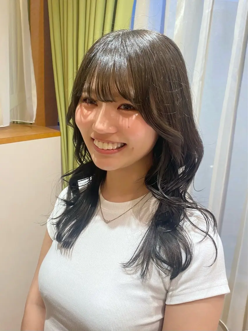 ロング カラー ブラウンカラー オリーブブラウン asuka‪‪‎🤍 Lita 1Fのヘアスタイル