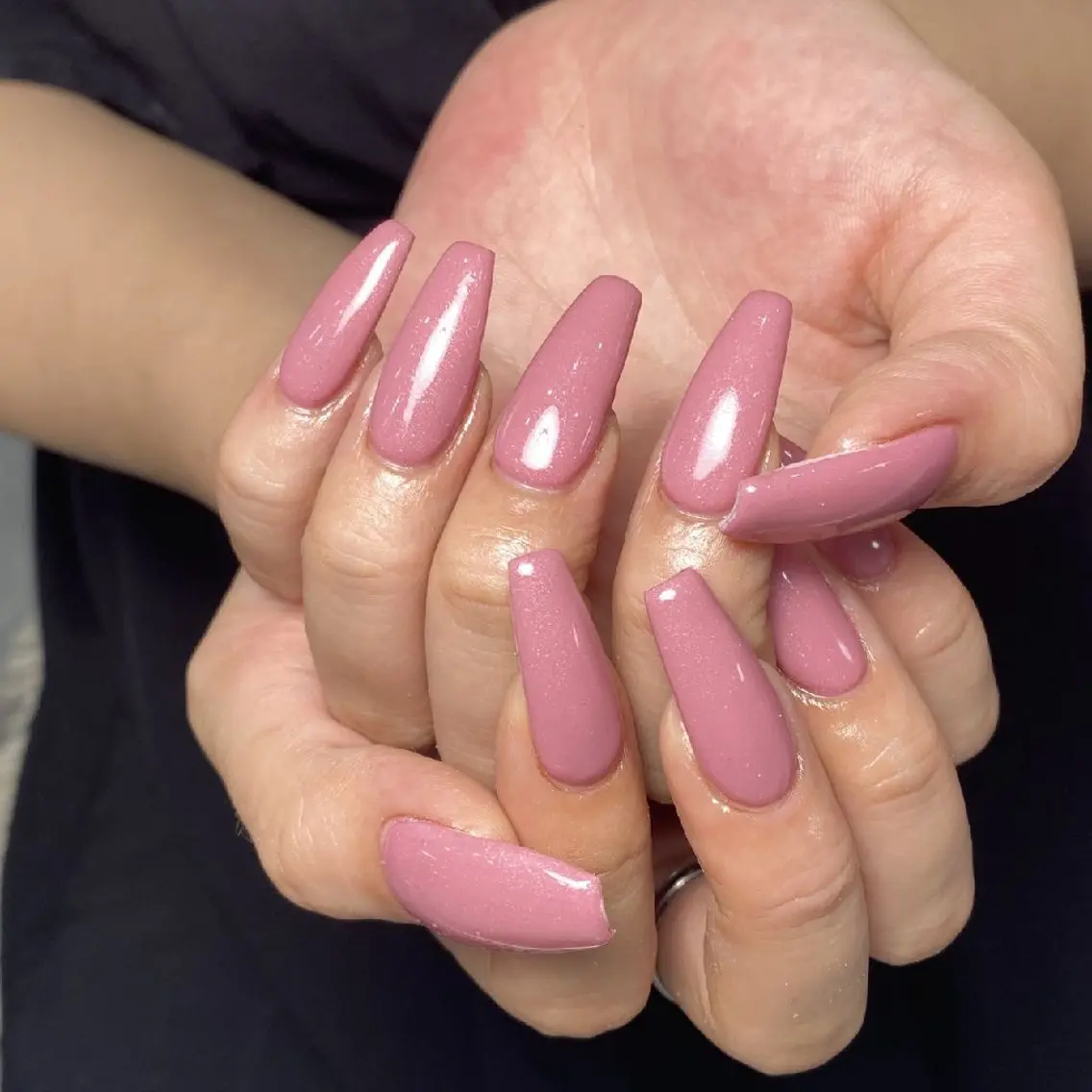 ネイル アートネイル フレンチネイル ジェルネイル ガーリー キラキラネイル ハンドネイル UM Nail Salonのネイルデザイン