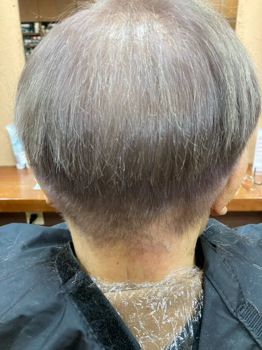 ショート スギモト ヤスゾウのヘアスタイル