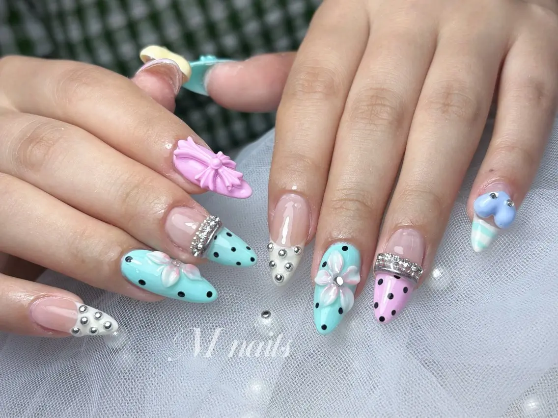 ネイル M 🌷Nail 長さだし専門店のネイルデザイン