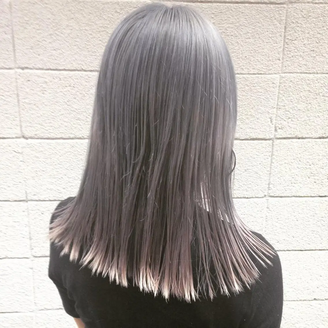 セミロング カラー アッシュ ラベンダーカラー ラベンダーグレー パープルカラー 𝑺𝒂𝒌𝒊 🩶マンツーマン施術のヘアスタイル