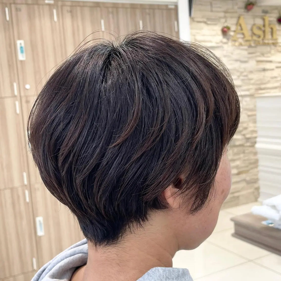 ショート 藤原 亜美🤍のヘアスタイル