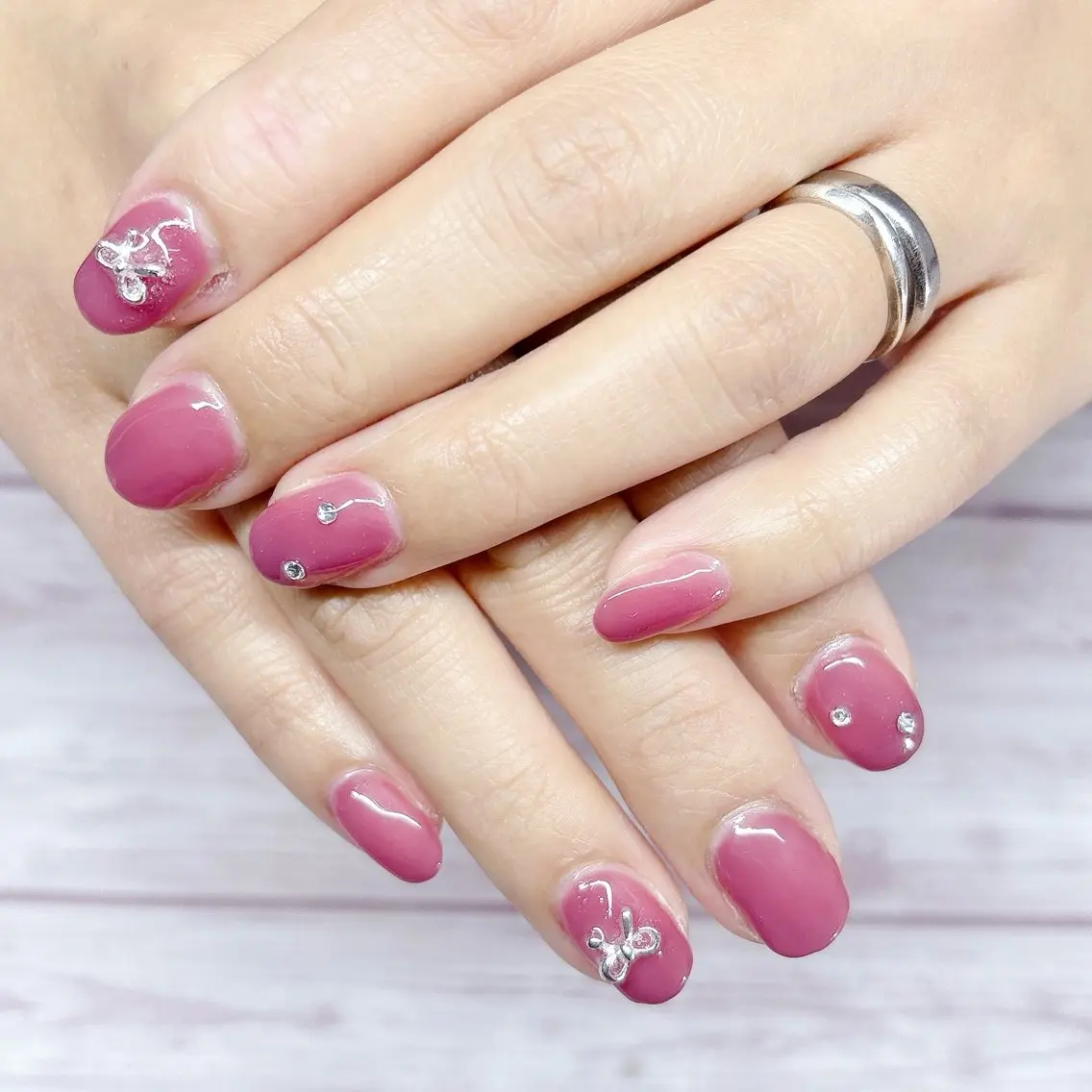 ネイル ワンカラーネイル MYu Beauty Salon  MAIのネイルデザイン