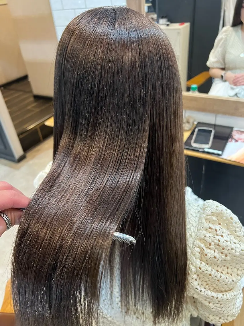 ロング 日野 初音のヘアスタイル