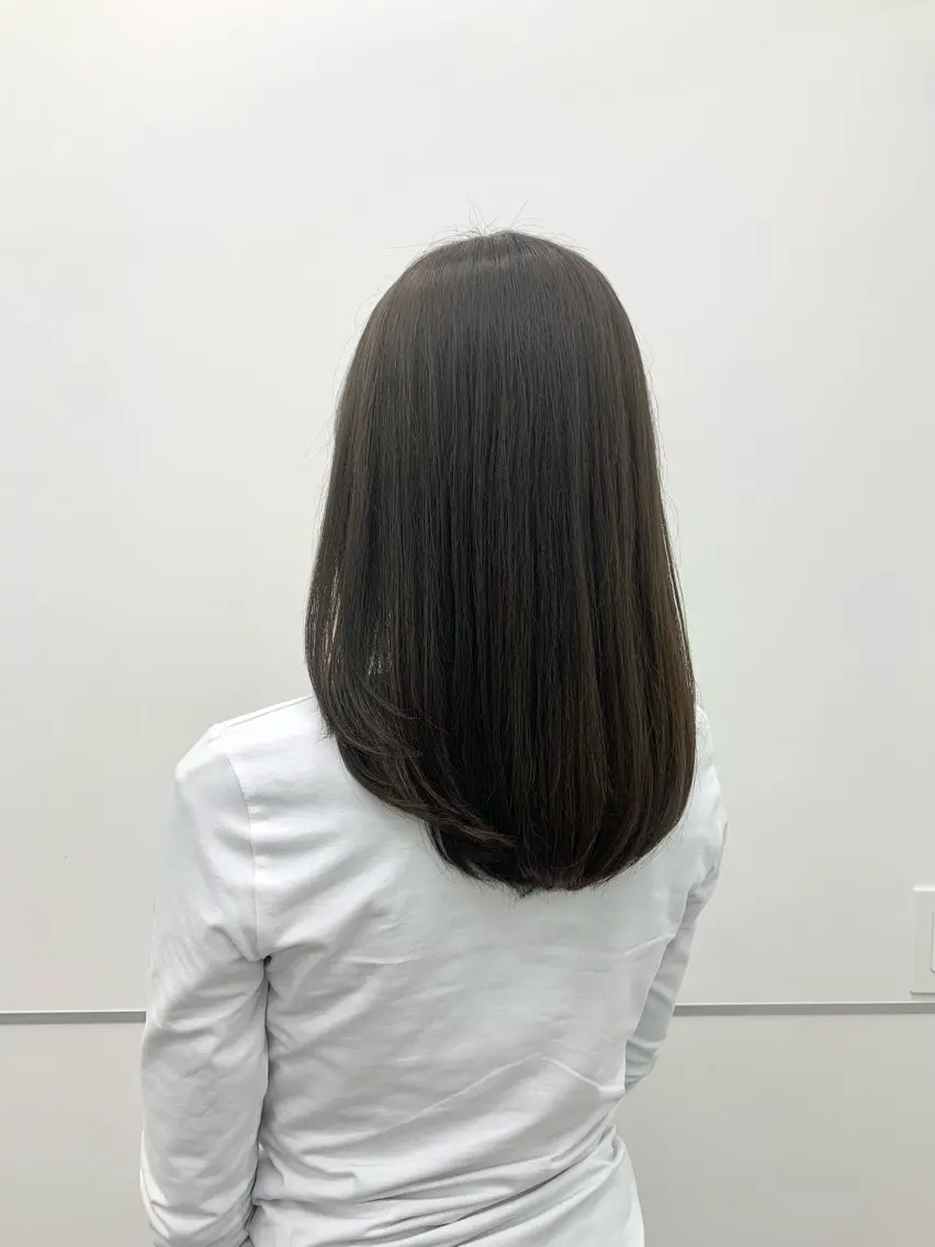 ミディアム カラー アッシュ アッシュグレー アッシュグレージュ グレージュ カット ヘアカラー トリートメント 本格ヘッドスパ🌿 ×ヘア 佐藤のヘアスタイル