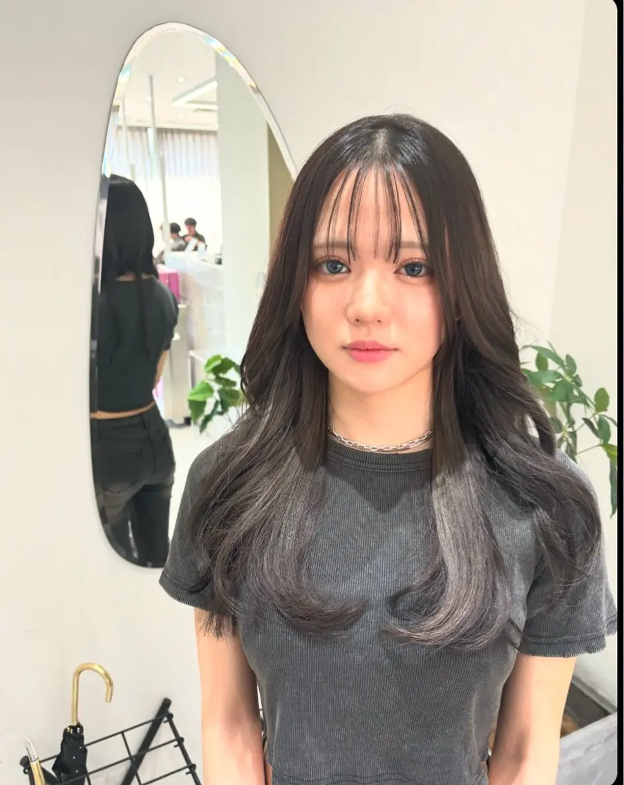 ロング カラー グレージュ 顔まわりレイヤー レイヤーカット ヘアカラー トリートメント 🌿透明感ヘア 園田 朱梨🌿のヘアスタイル