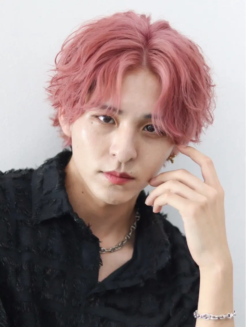 ショート カラー 渋谷のブリーチカラー シェフ🧑🍳蓮のヘアスタイル