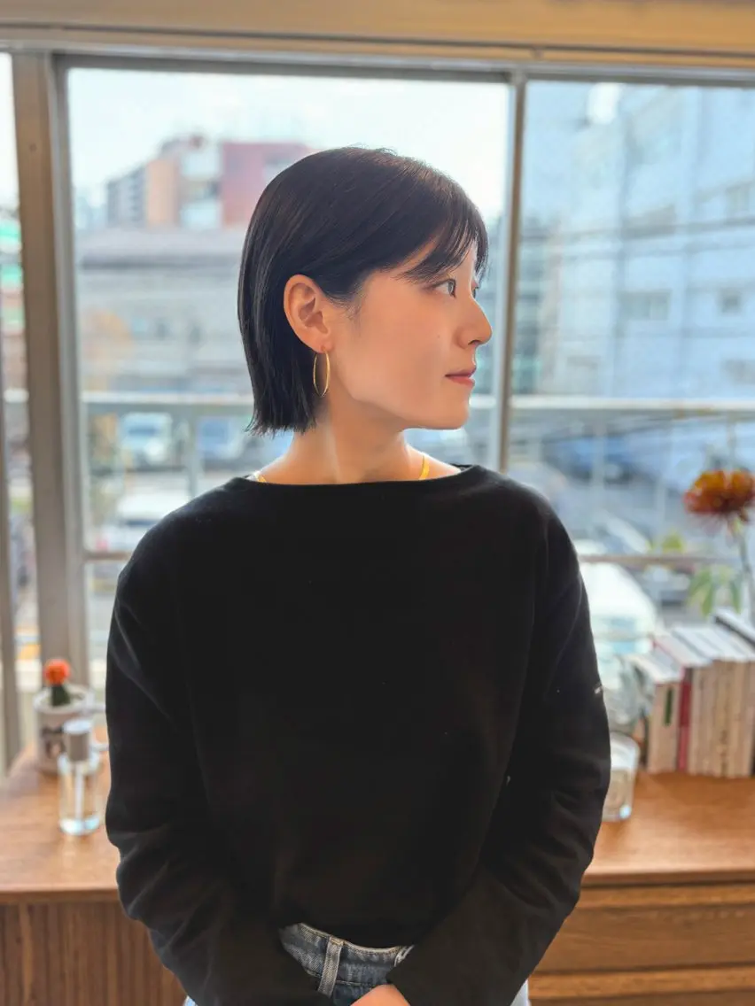 ショート カット ヘアカラー 中目黒ブリーチカラー ボブ橋本青輝のヘアスタイル
