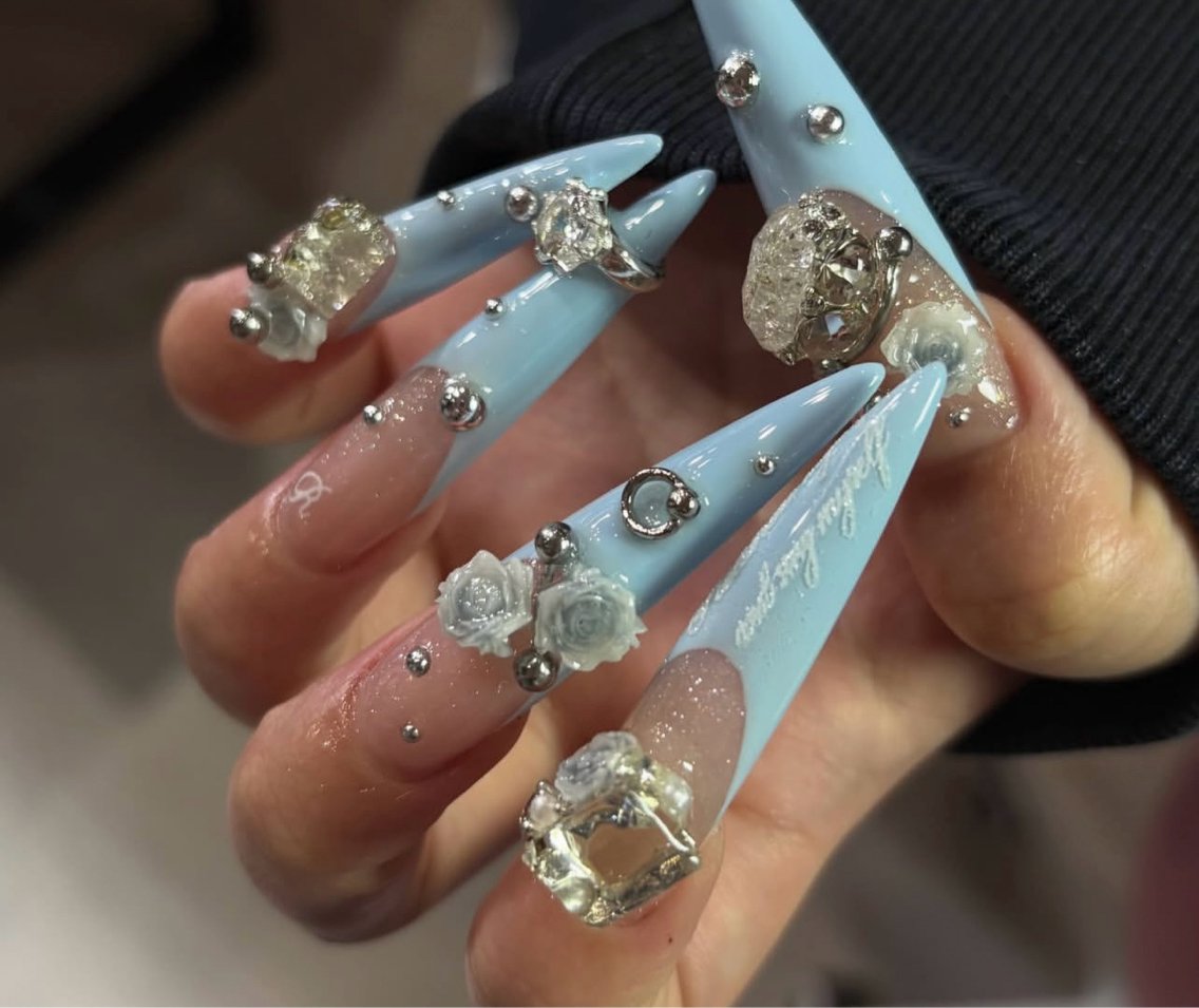 ネイル NiJi Nailsのネイルデザイン