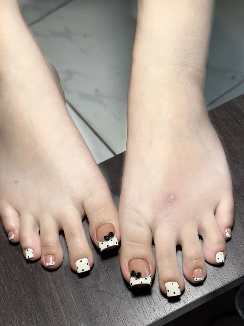 ネイル 韓国ネイル 持ち込み ニュアンスネイル ネイルチップ 冬ネイル LISA ANA.CHUOのネイルデザイン