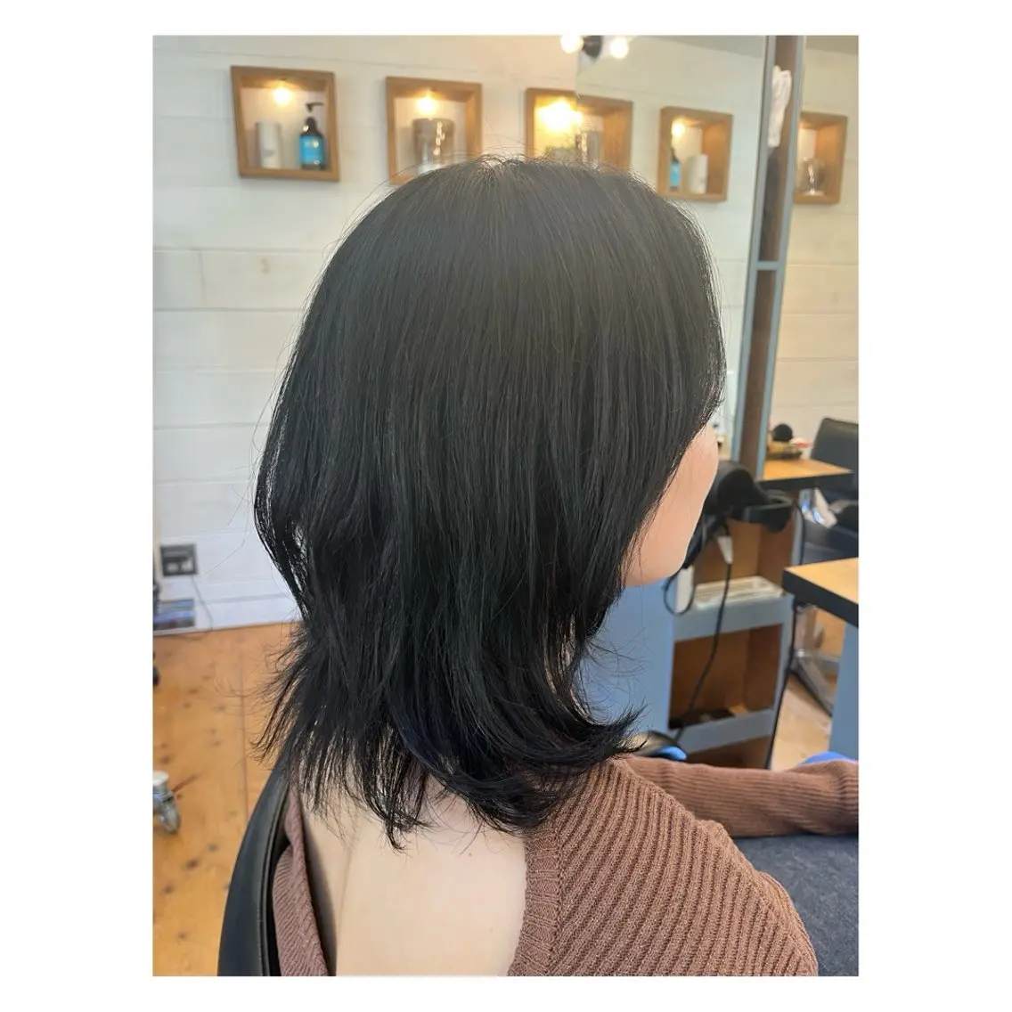 ミディアム レイヤーカット ウルフカット ウルフレイヤー カット Lagom なかだのヘアスタイル