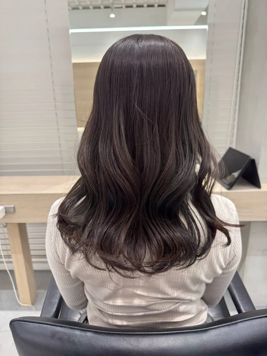 カラー ナカバチ ユイ🌼 Rizm greenのヘアスタイル