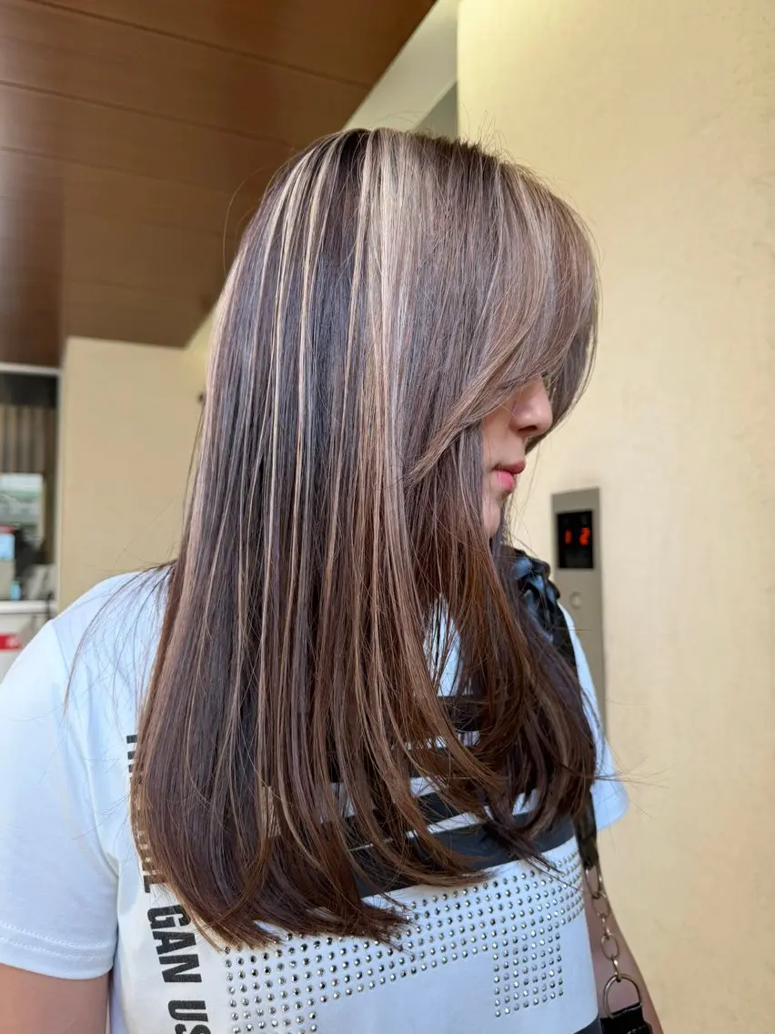 カラー 土居 海緒のヘアスタイル