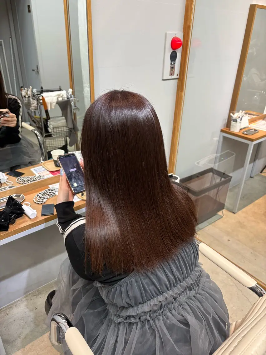ミディアム カラー ヘアカラー トリートメント 坂 美来乃のヘアスタイル