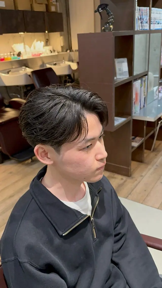 パーマ メンズ カット パーマ fifth原宿 宮部蓮のヘアスタイル