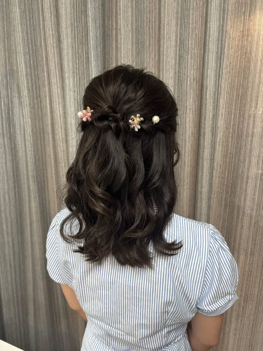 ヘアアレンジ ヘアカラー ヘアセット 🌺ヘアメイク SYOKA🌺のヘアスタイル