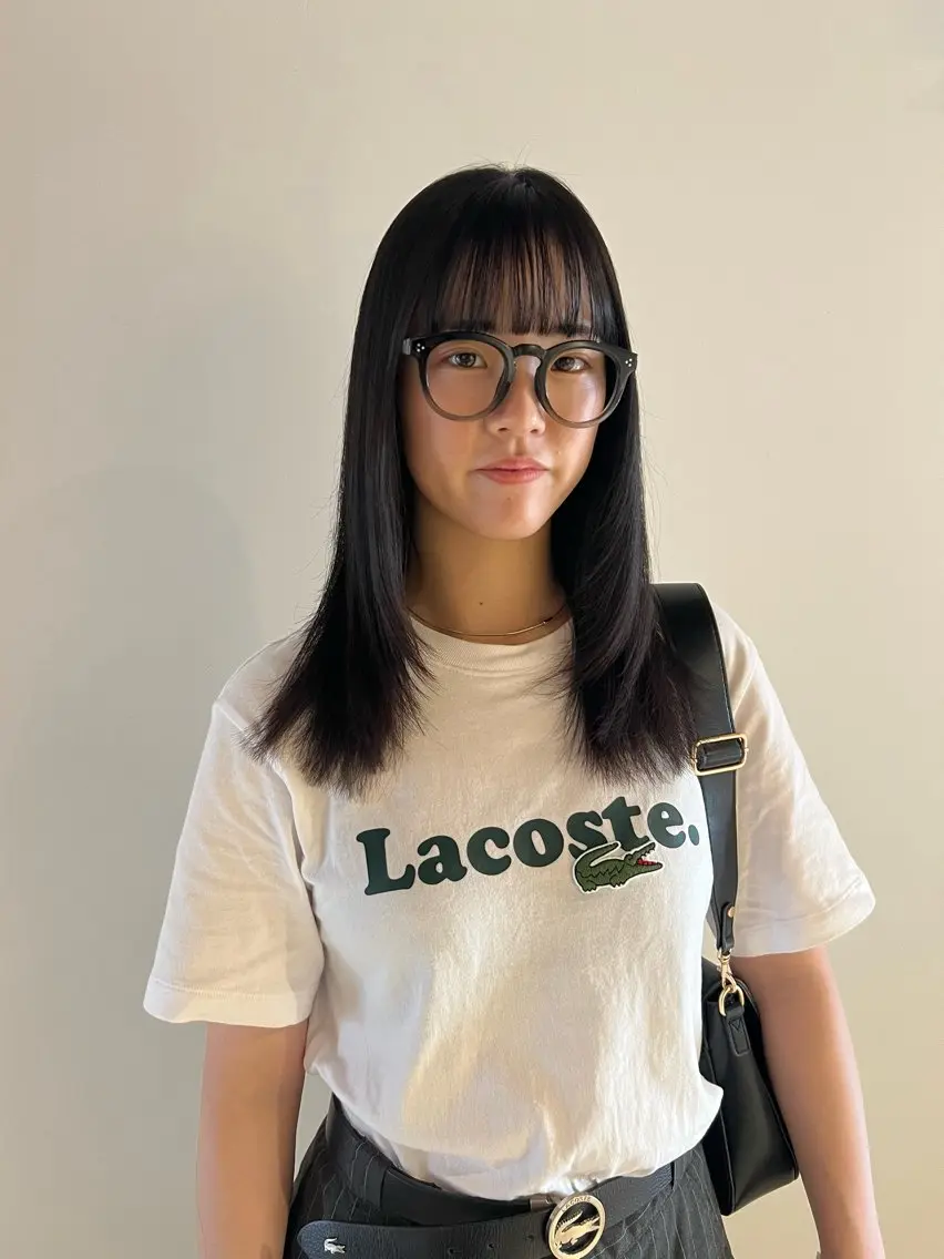 ミディアム 顔周りカット io濱川 遥のヘアスタイル