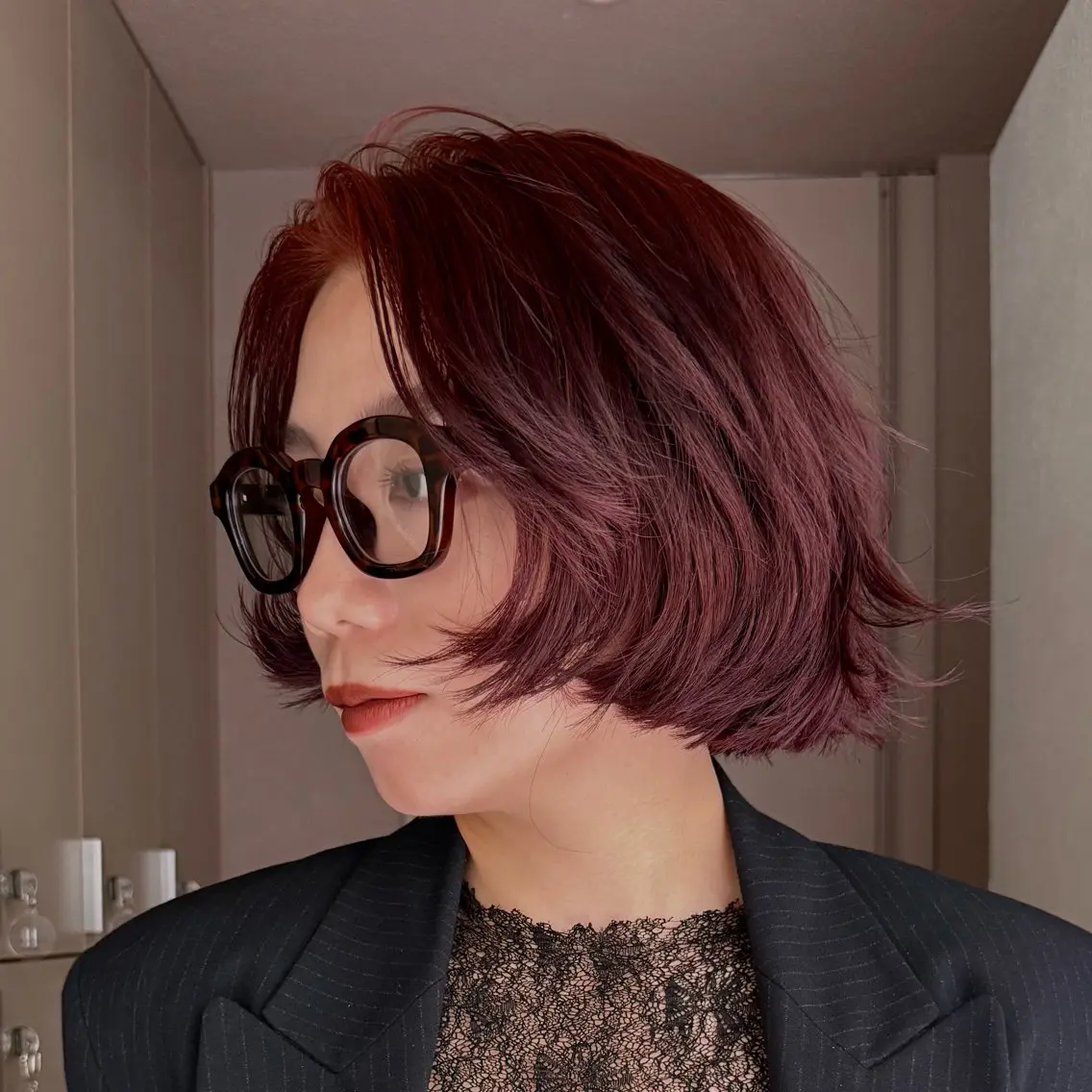 ショート カラー カット ヘアカラー トリートメント Akari暖色カラー /レイヤーカットのヘアスタイル