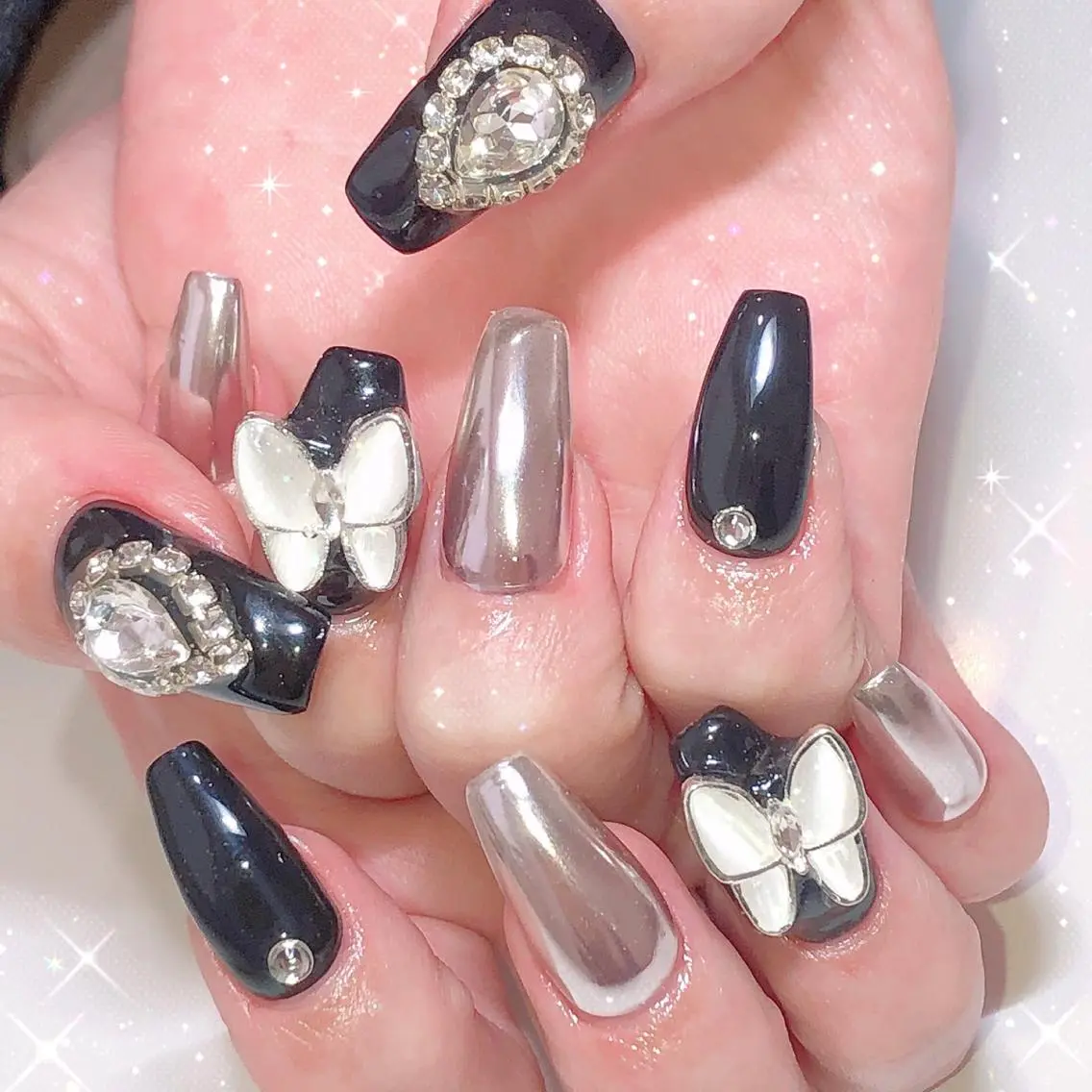 ネイル ミラーネイル ROWnail Shioneのネイルデザイン