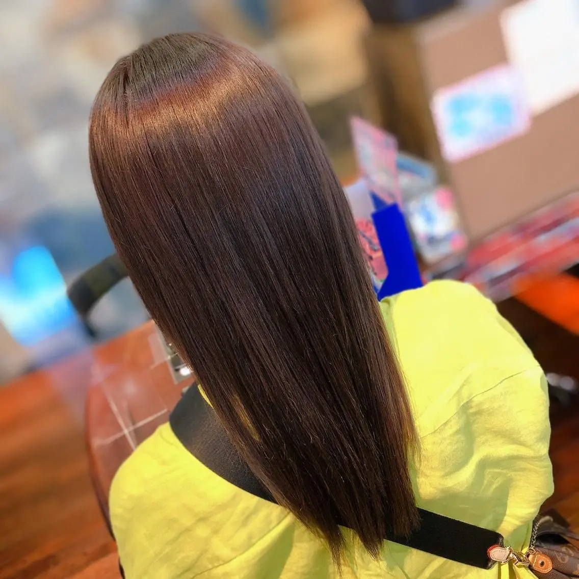 ロング カラー ベージュカラー ブリーチ ブリーチなしカラー パープルカラー 福見 美保のヘアスタイル