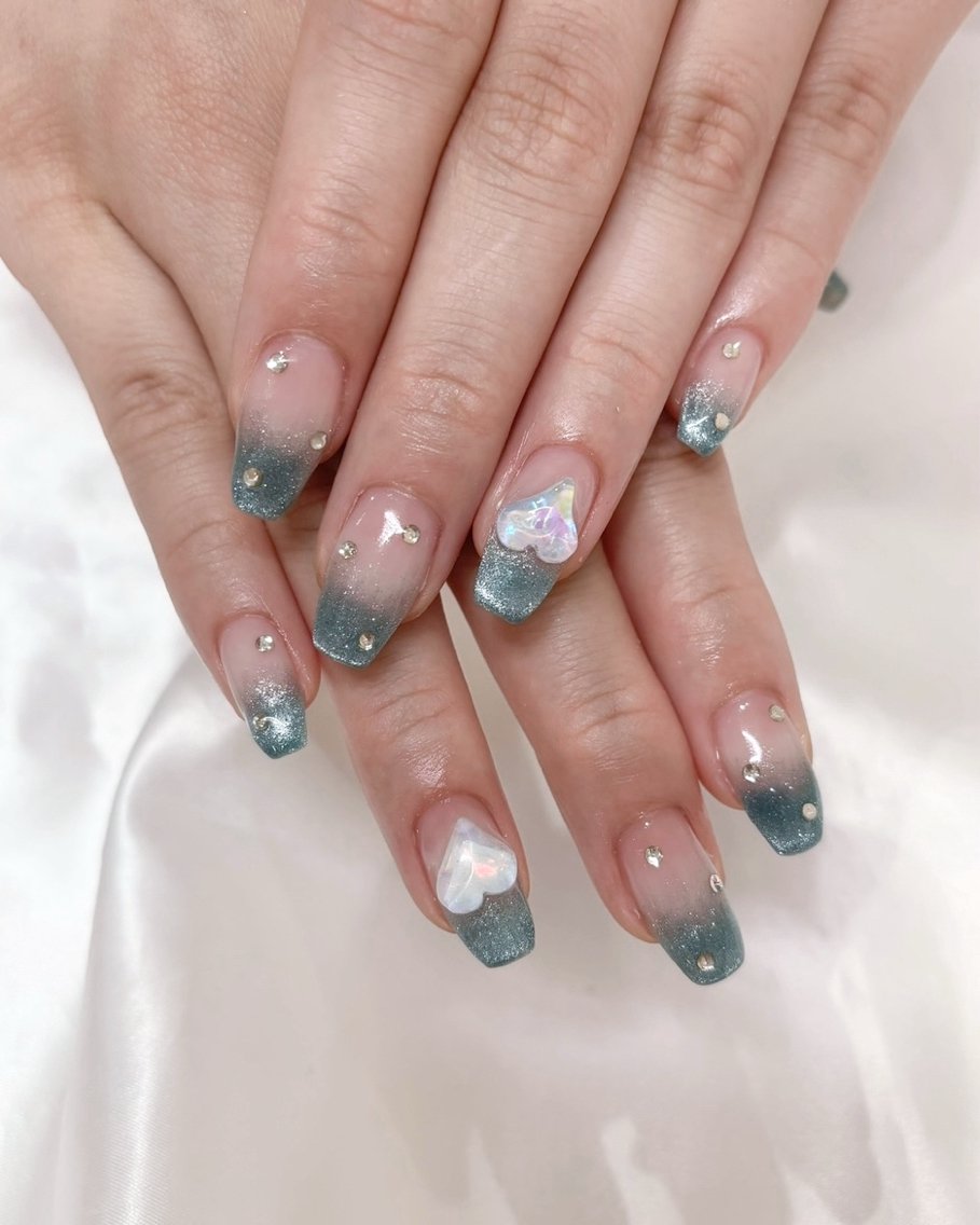 ネイル FERNA Ayaのネイルデザイン