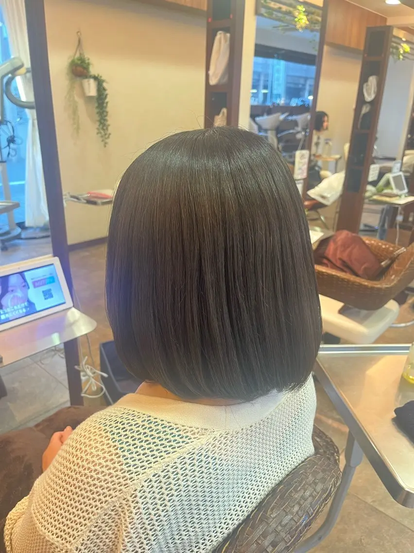 カラー 透明感カラー ヘアカラー トリートメント 伊部 しづきのヘアスタイル