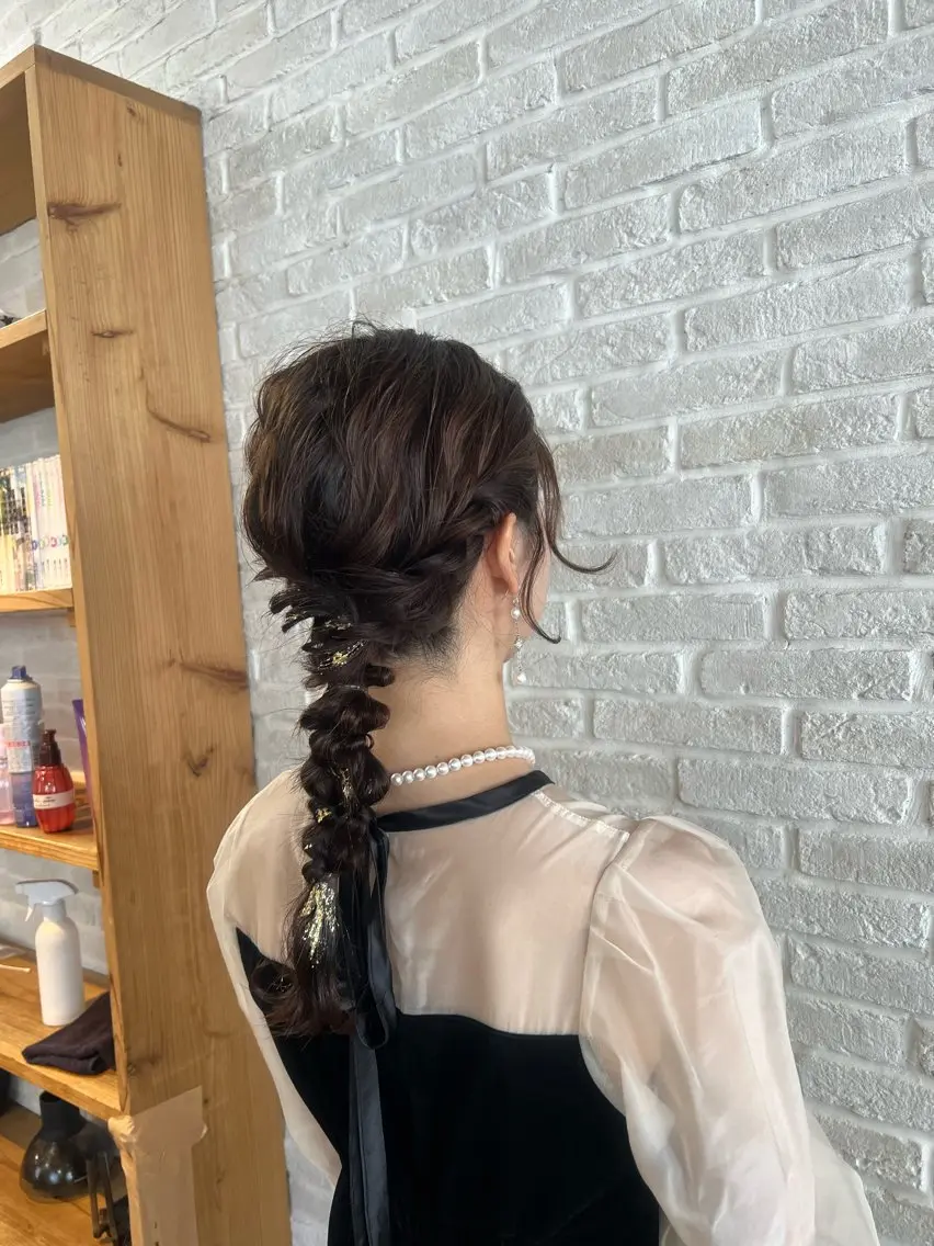 ロング ヘアアレンジ Topstylist YUKIのヘアスタイル