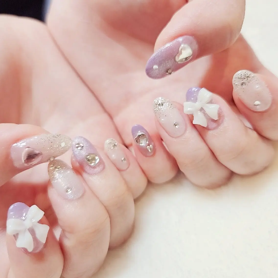 ネイル 手描きアート&推し活 🌟Wisteriaのネイルデザイン