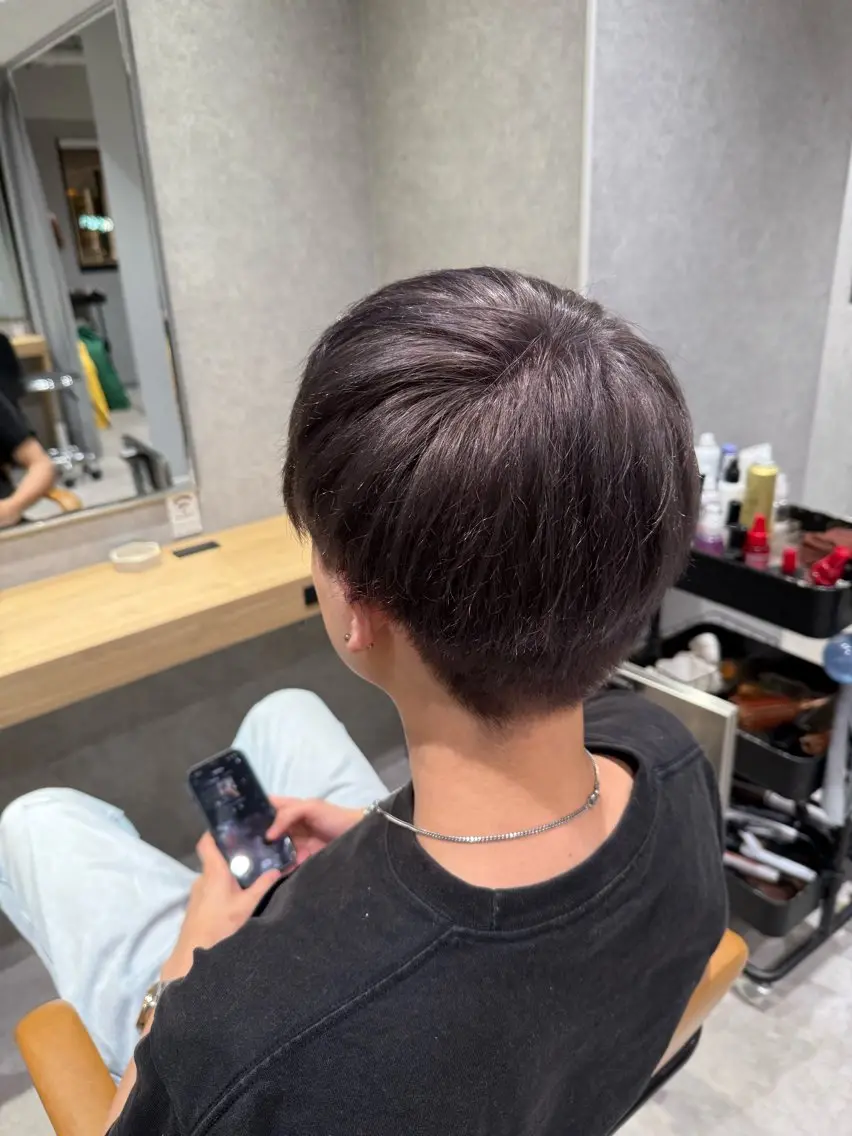 ショート カラー メンズ ヘアカラー 髙栁 公暉🇰🇷💫のヘアスタイル