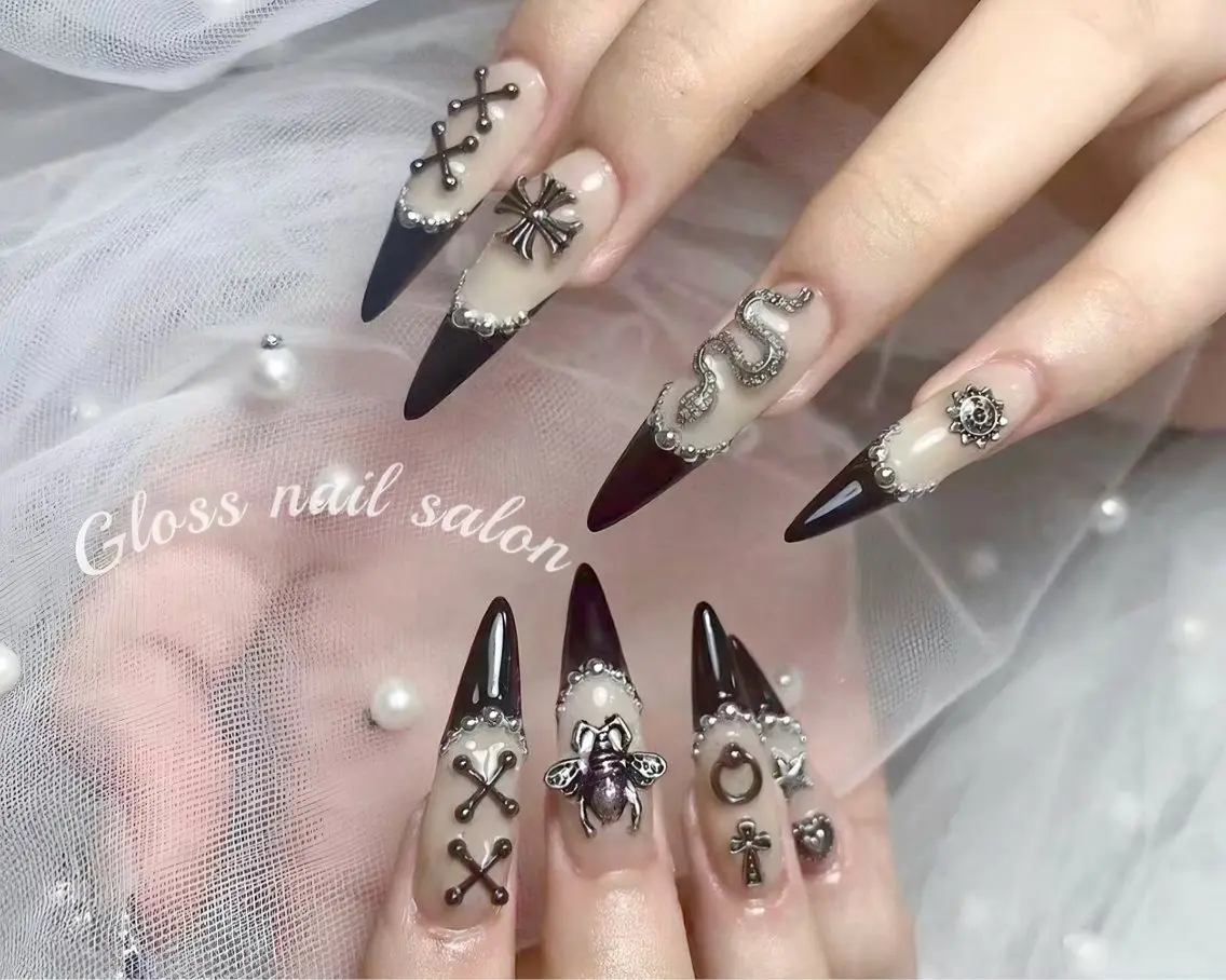 ネイル Yuna✨ Gloss nailのネイルデザイン