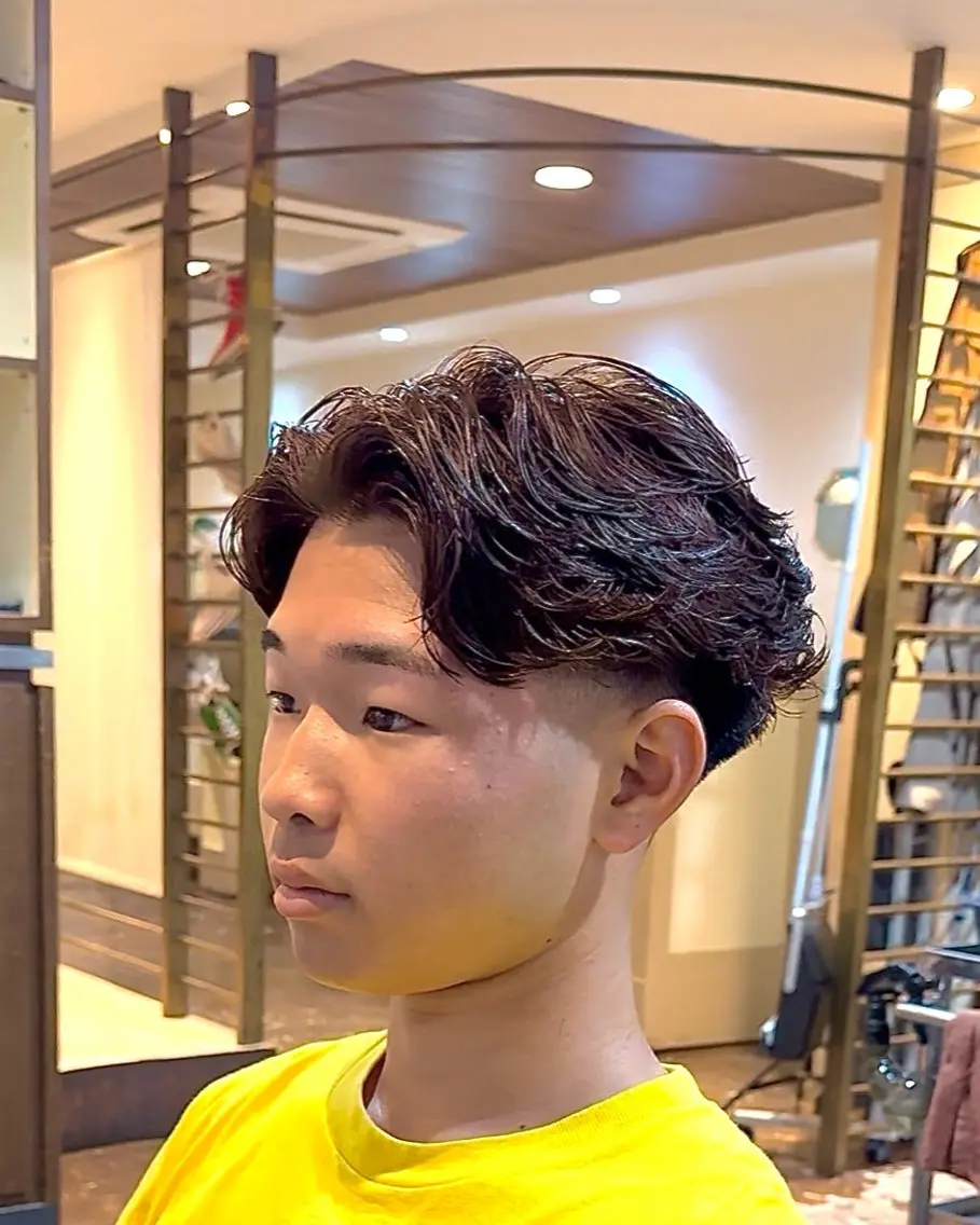 ミディアム ミディアムパーマ カット パーマ 坂梨 健斗のヘアスタイル