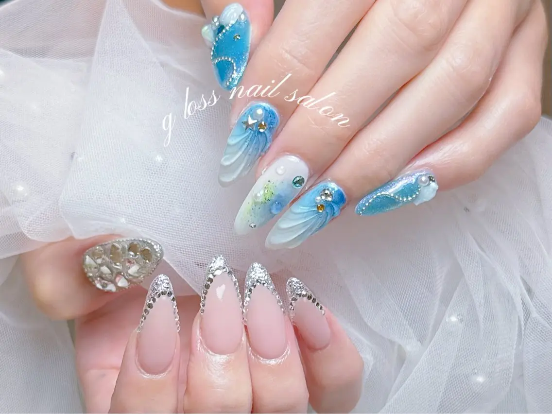 ネイル りこ🫧 gloss nailのネイルデザイン