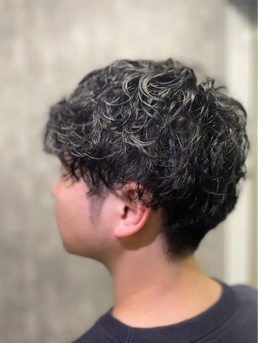 ショート メンズ 對馬 虎太郎のヘアスタイル