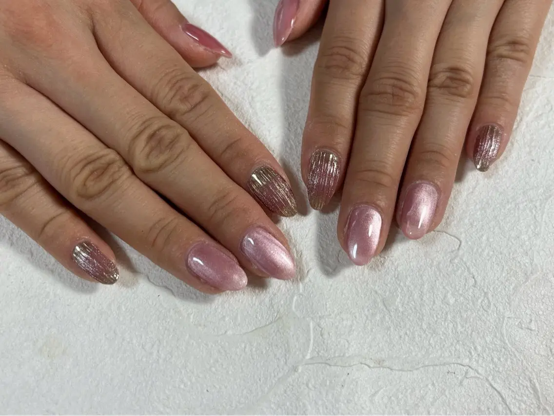 ネイル オーロラネイル フラワーネイル フットネイル フレンチネイル ジェルネイル kiki nail たまプラーザのネイルデザイン